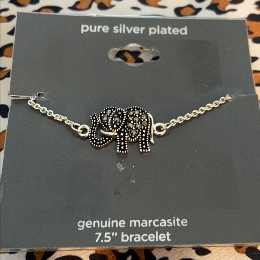 Pure silver plated elephant bracelet 🐘